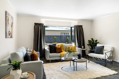 Photo of property in 3 Dover Road, Wainuiomata, Lower Hutt, 5014