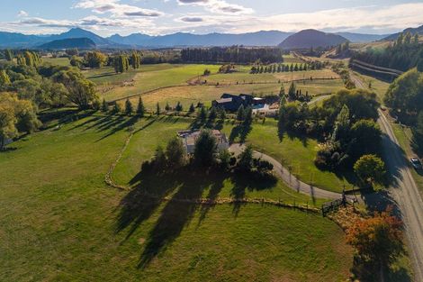 Photo of property in 930 Mount Barker Road, Wanaka, 9382