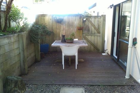 Photo of property in 77a Woodhouse Avenue, Karori, Wellington, 6012