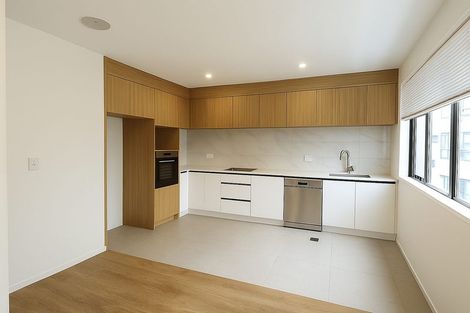Photo of property in 2/7 Chevis Place, Pakuranga, Auckland, 2010
