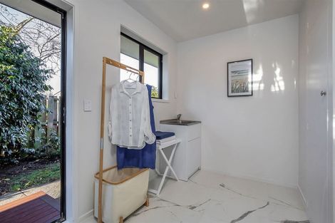 Photo of property in 214 Riverlaw Terrace, Saint Martins, Christchurch, 8022