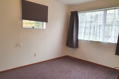 Photo of property in 3 Garton Drive, Massey, Auckland, 0614