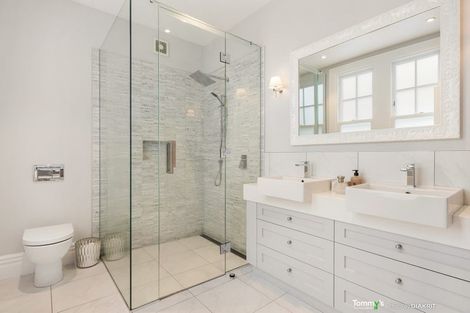 Photo of property in 17b Homewood Avenue, Karori, Wellington, 6012
