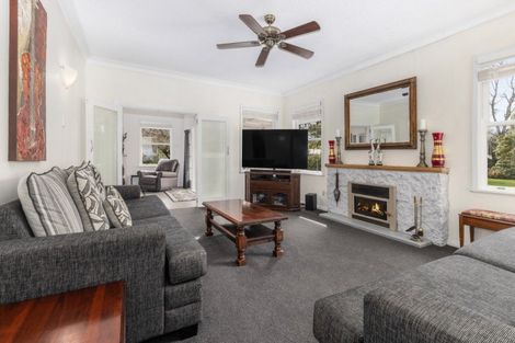 Photo of property in 154 Main Road, Levin, 5510