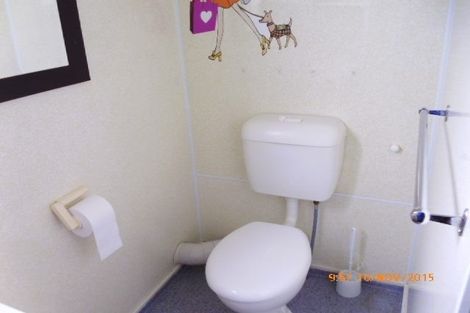 Photo of property in 61 Peel Street, Westport, 7825