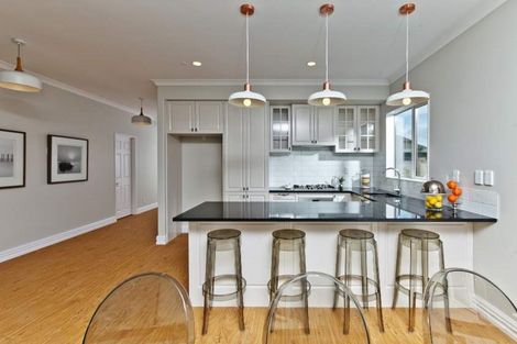 Photo of property in 25 Turutu Place, Long Bay, Auckland, 0630