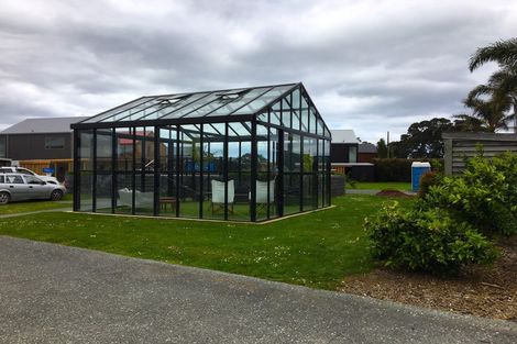 Photo of property in 2 Citrus Place, Mangawhai, 0505