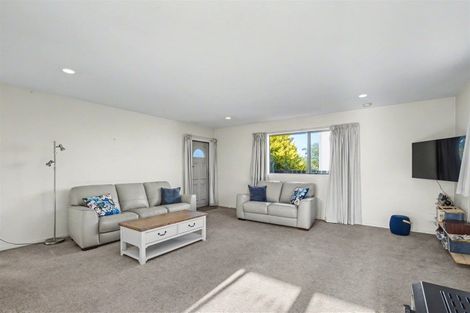 Photo of property in 1 Rochfort Place, Westport, 7825