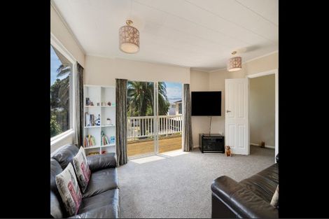 Photo of property in 55 Teoti Street, Paraparaumu Beach, Paraparaumu, 5032