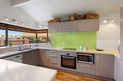 Photo of property in 25 Mendip Place, Casebrook, Christchurch, 8051