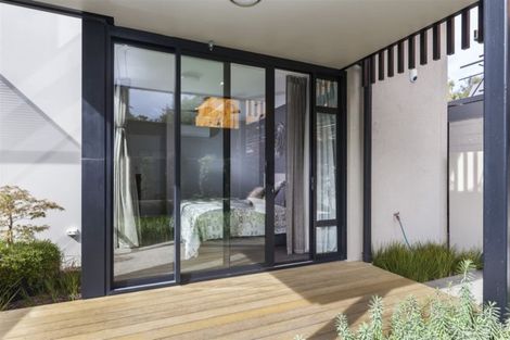 Photo of property in 50 Kilmore Street, Christchurch Central, Christchurch, 8013
