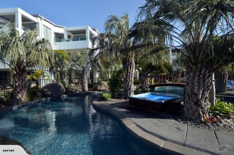 Photo of property in 209/136 Marine Parade, Mount Maunganui, 3116