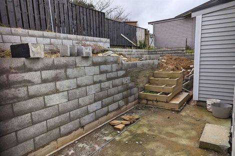 Photo of property in 10 Burrows Avenue, Karori, Wellington, 6012