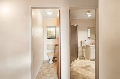 Photo of property in 43 Kings Road, Paihia, 0200