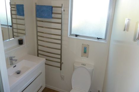 Photo of property in 21 Purata Place, Mangere Bridge, Auckland, 2022