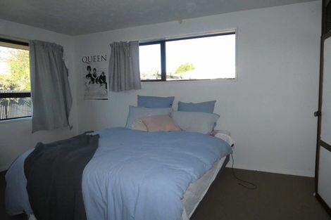 Photo of property in 17 Siska Place, Upper Riccarton, Christchurch, 8041
