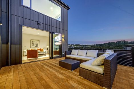 Photo of property in 59 Streamview Way, Long Bay, Auckland, 0630