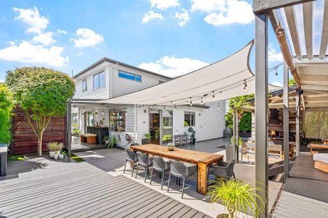 Photo of property in 9 Ruth Craig Place, Stanmore Bay, Whangaparaoa, 0932
