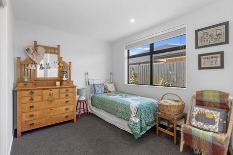 Photo of property in 106 Caulfield Avenue, Halswell, Christchurch, 8025