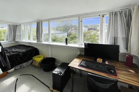 Photo of property in 127 Wallace Street, Mount Cook, Wellington, 6021