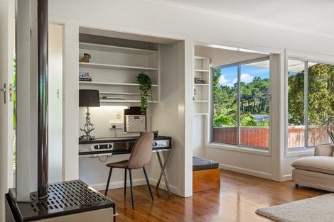 Photo of property in 81 Park Rise, Campbells Bay, Auckland, 0630