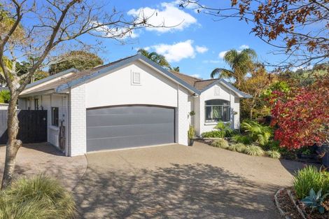 Photo of property in 9 Wynona Close, Albany, Auckland, 0632