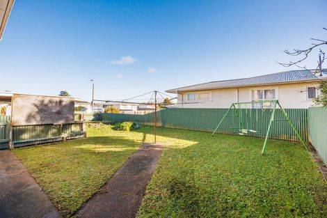 Photo of property in 2 Austin Place, Awapuni, Palmerston North, 4412