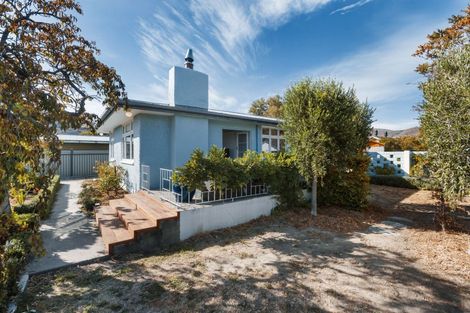 Photo of property in 30 Donegal Street, Cromwell, 9310