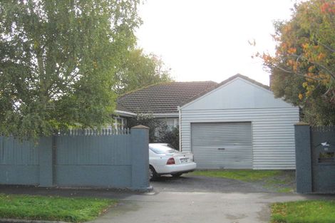 Photo of property in 106 Maidstone Road, Ilam, Christchurch, 8041