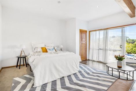 Photo of property in 18 Kearney Place, Massey, Auckland, 0614