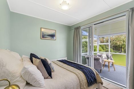 Photo of property in 57 Mark Avenue, Paparangi, Wellington, 6037