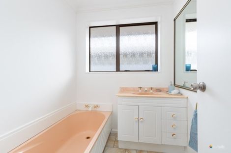 Photo of property in 27f2- Merton Street, Trentham, Upper Hutt, 5018