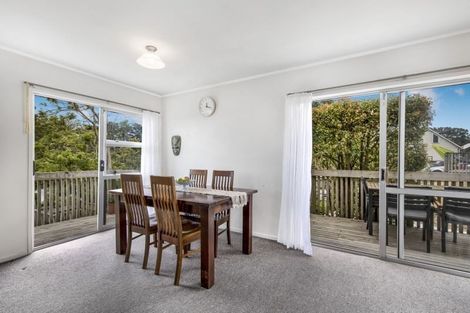 Photo of property in 23 Luckens Road, West Harbour, Auckland, 0618