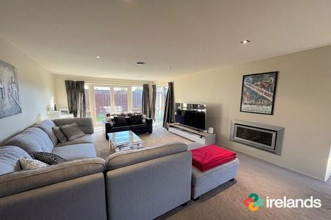 Photo of property in 103 Windermere Road, Papanui, Christchurch, 8053