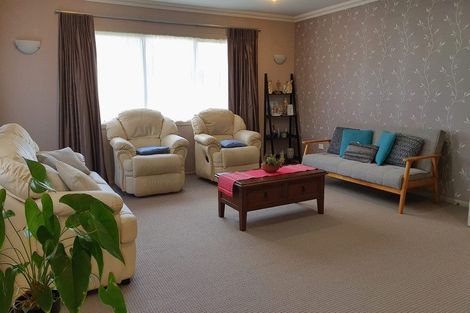 Photo of property in 13 Craig Street, Stratford, 4332