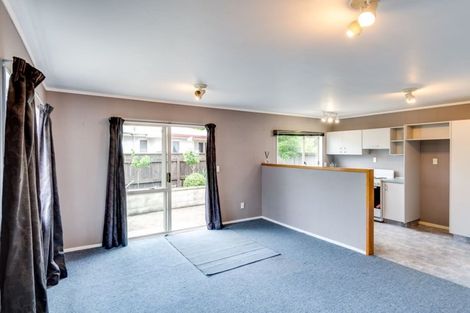 Photo of property in 1a Rimu Place, Taradale, Napier, 4112