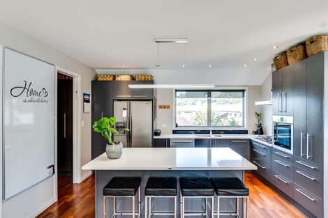 Photo of property in 139 Kent Terrace, Taradale, Napier, 4112