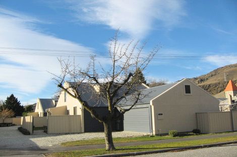 Photo of property in 27 Inniscort Street, Cromwell, 9310