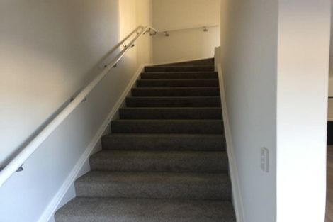 Photo of property in 9u9 Surrey Street, Tawa, Wellington, 5028