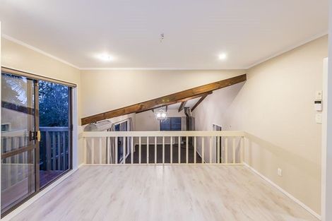 Photo of property in 12 Bedford Street, Te Atatu South, Auckland, 0610