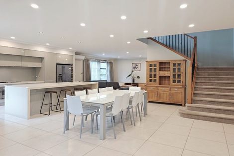 Photo of property in 4 Montrose Terrace, Mairangi Bay, Auckland, 0630