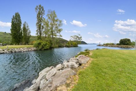 Photo of property in 18 The Fairways, Kinloch, Taupo, 3377
