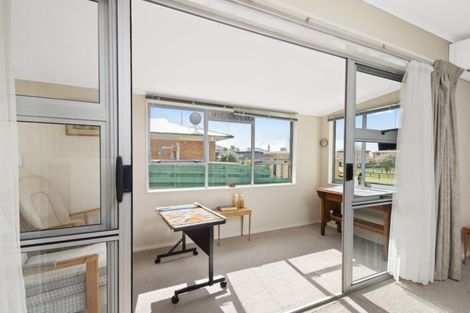 Photo of property in 60 Paterson Avenue West, Pukekohe, 2120