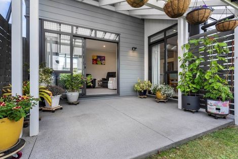 Photo of property in 2 Pinto Road, Pukekohe, 2120