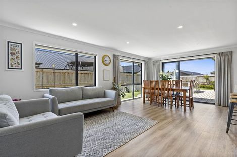 Photo of property in 43 Pinehurst Crescent, Morrinsville, 3300