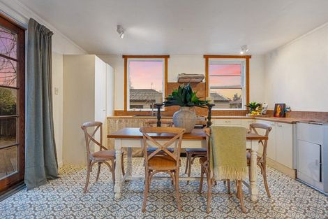 Photo of property in 2/650 Barbadoes Street, Edgeware, Christchurch, 8013