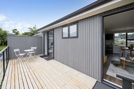 Photo of property in 35 Rock Isle Road, Torbay, Auckland, 0630