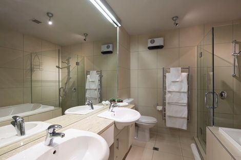 Photo of property in 55c Kent Street, Queenstown, 9300