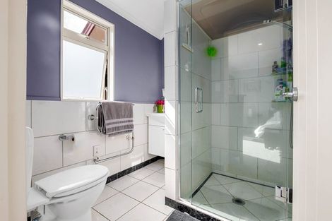 Photo of property in 76 Saint James Drive, Huntington, Hamilton, 3210