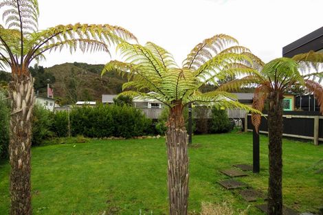 Photo of property in 75 Shiel Street, Reefton, 7830